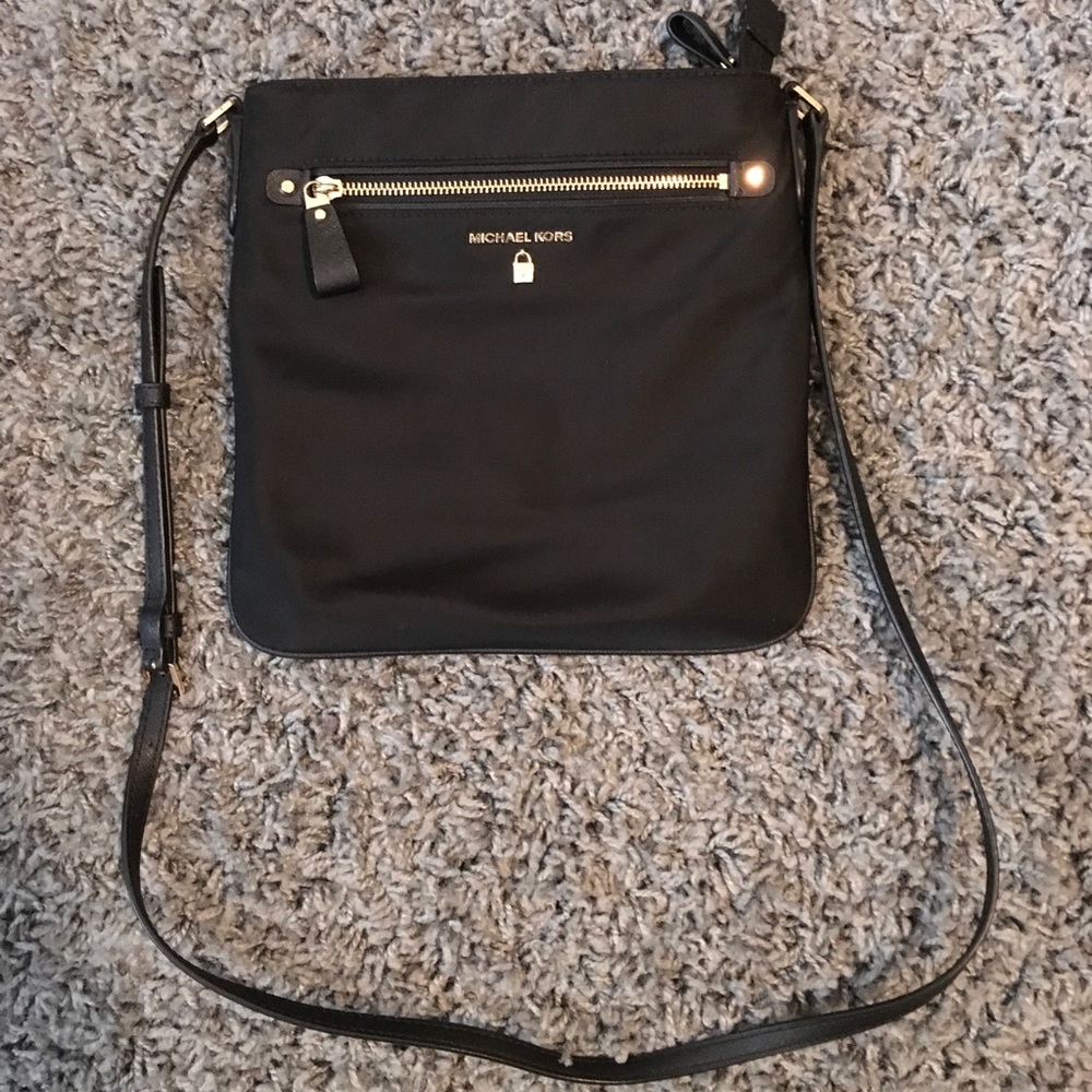 Michael Kors crossbody purse